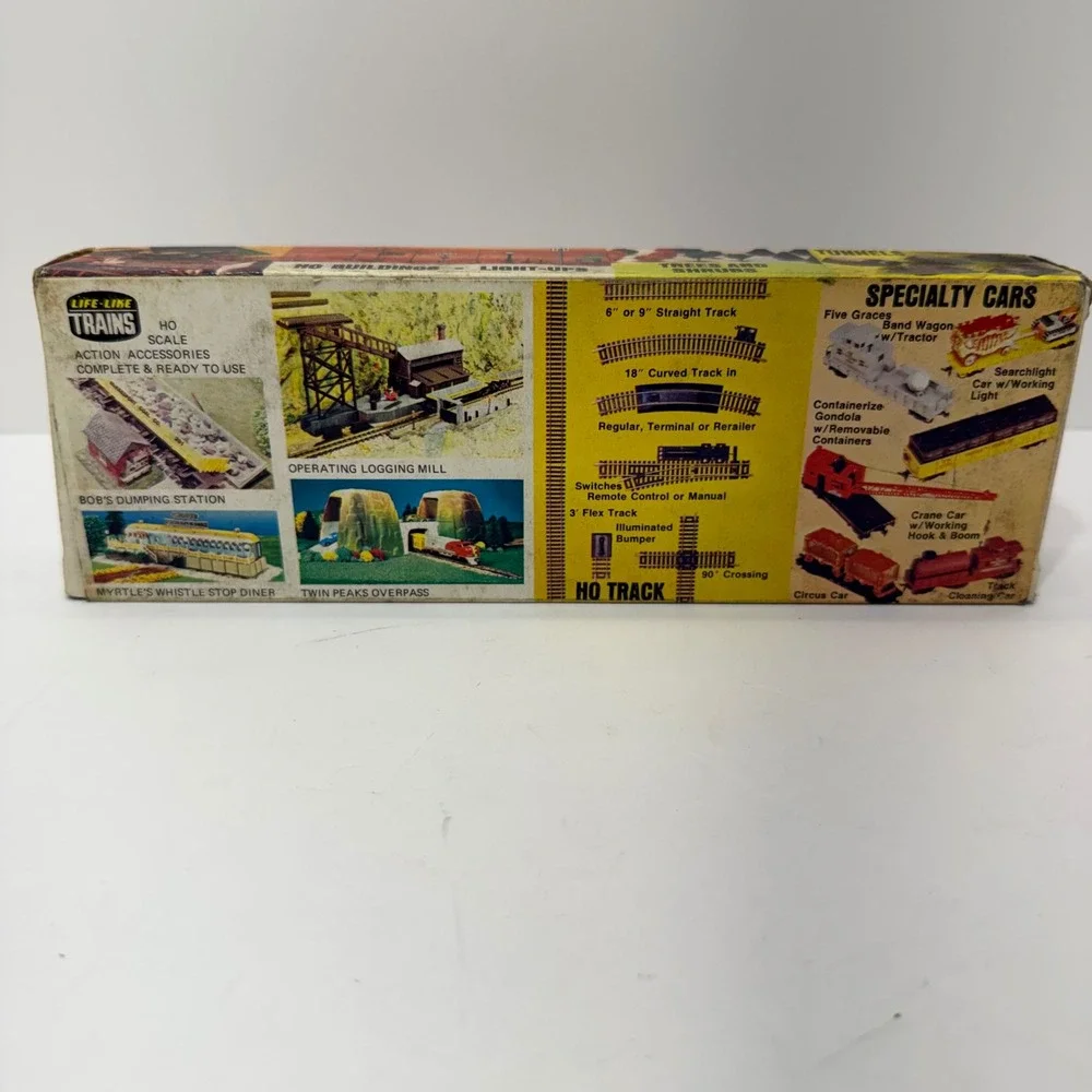 Life-Like Trains HO Scale Amtrak Silver Lodge 9451 Passenger Car 8584 Vintage
